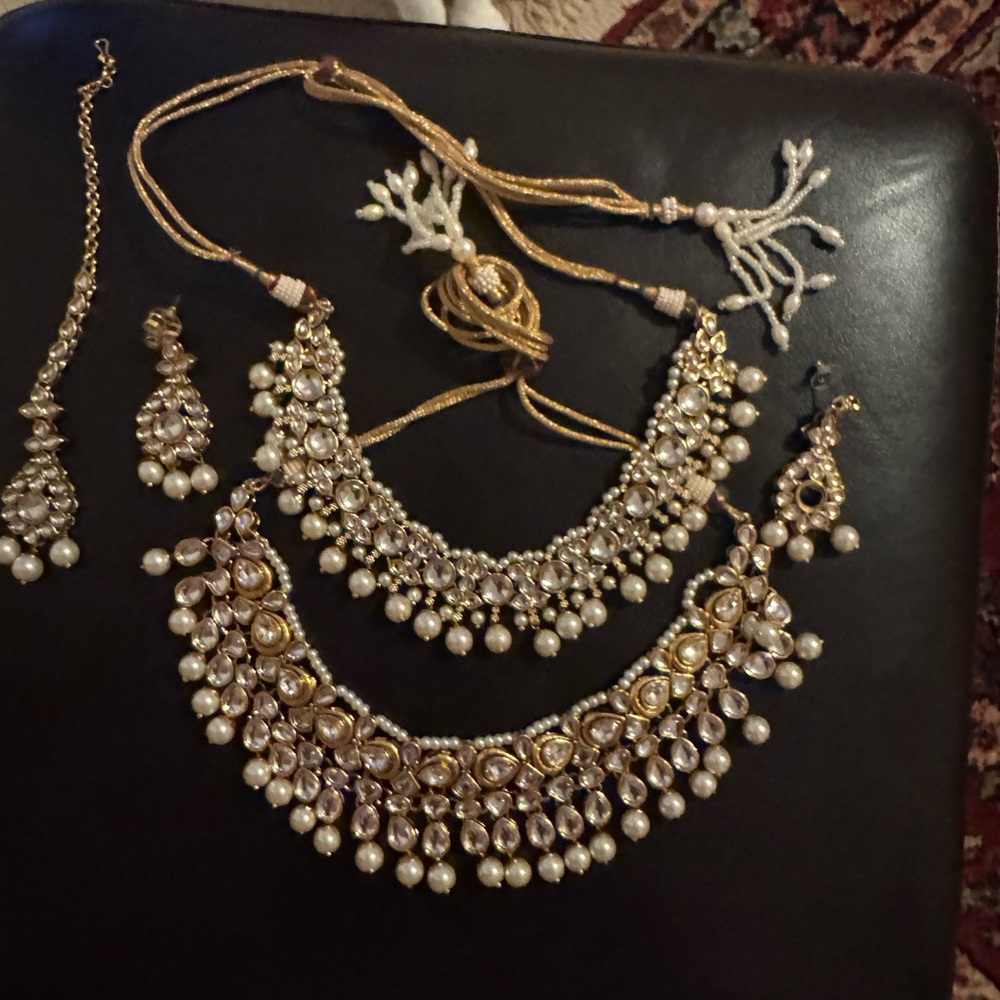 Gold and Cream Indian-Style Necklace Set